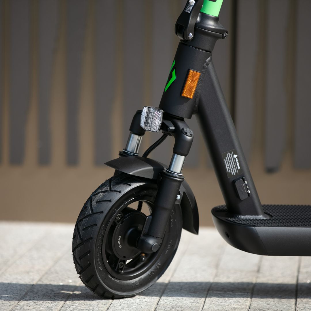 Best Ways to Maintain Your Electric Scooter Tyres