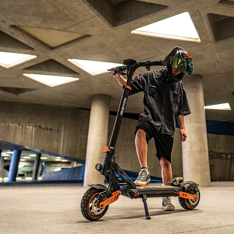 The KuKirin G2 Max Electric Scooter