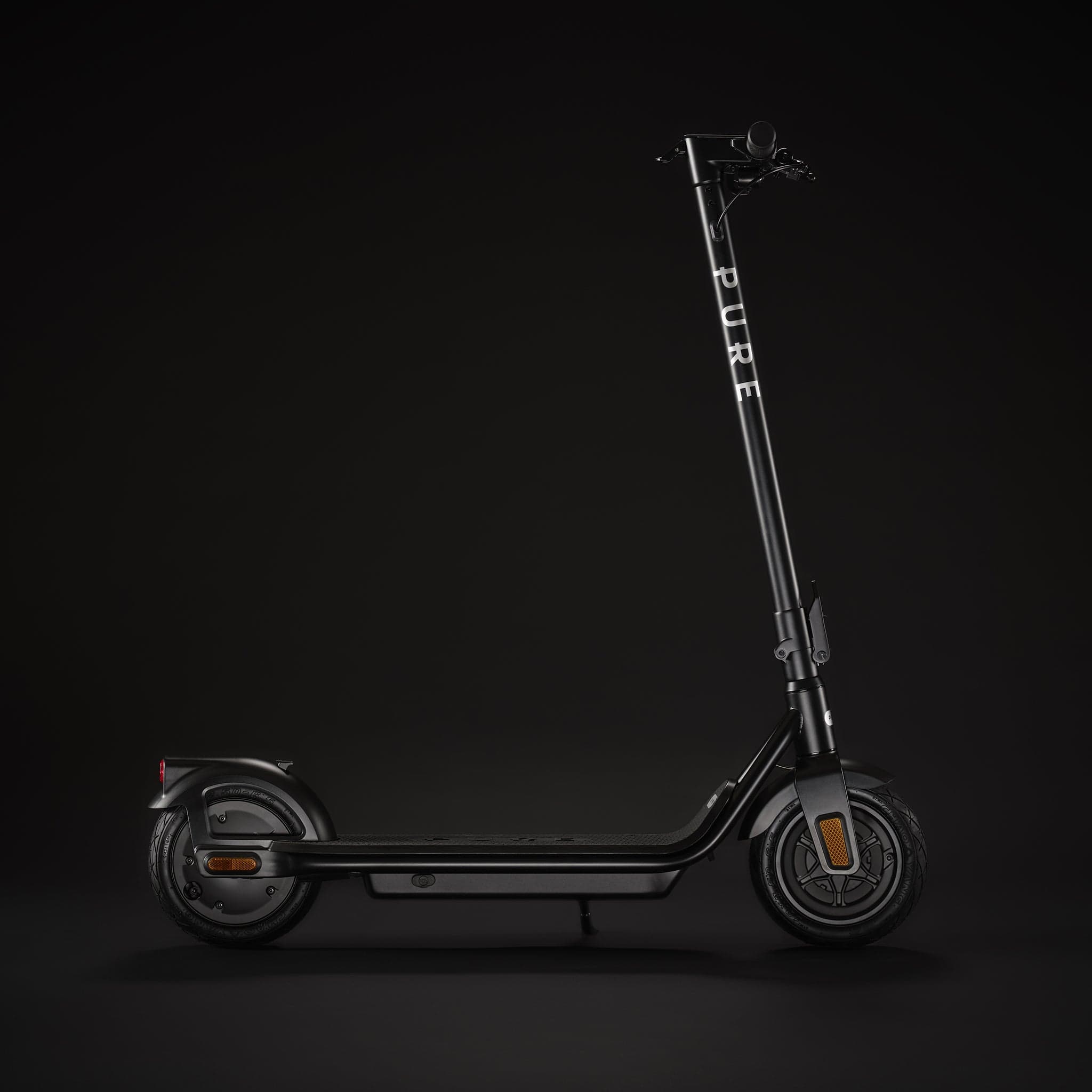 Pure Electric Scooter Black Air⁵ Pro