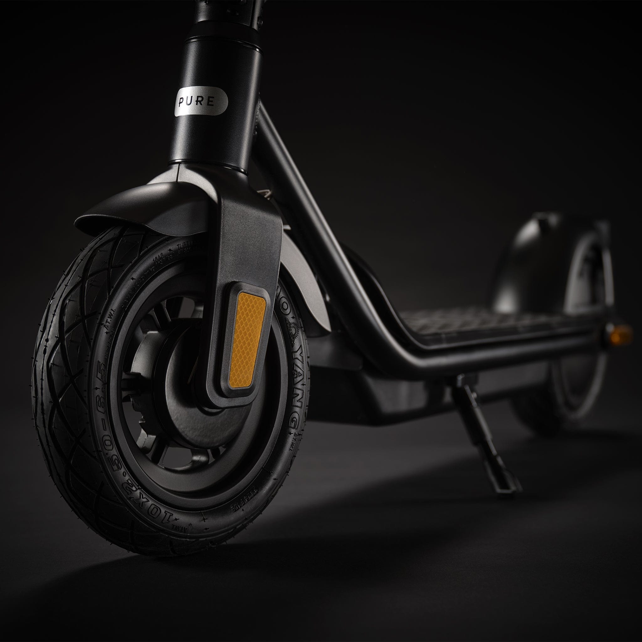 Pure Electric Scooter Black Air⁵ Pro