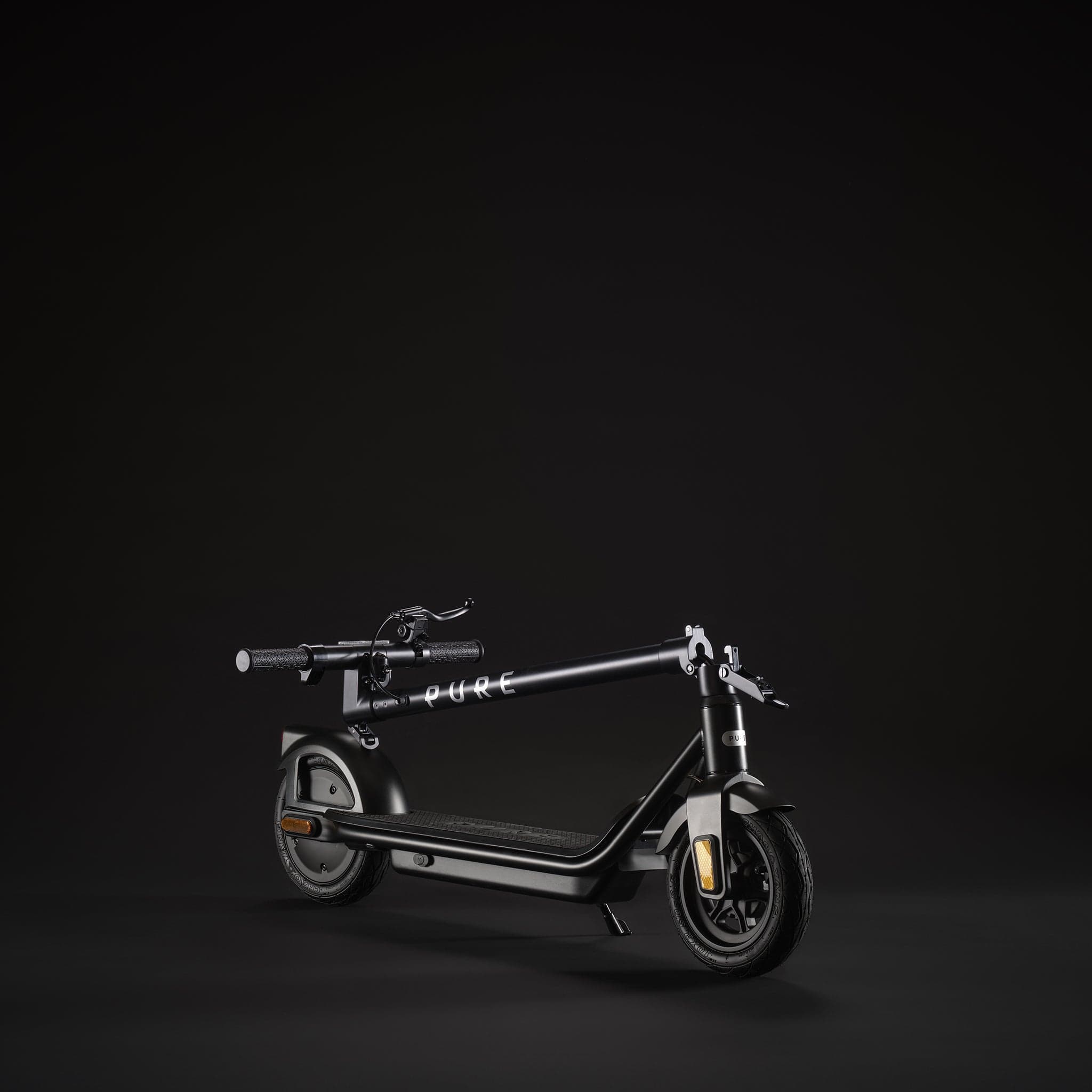 Pure Electric Scooter Black Air⁵ Pro