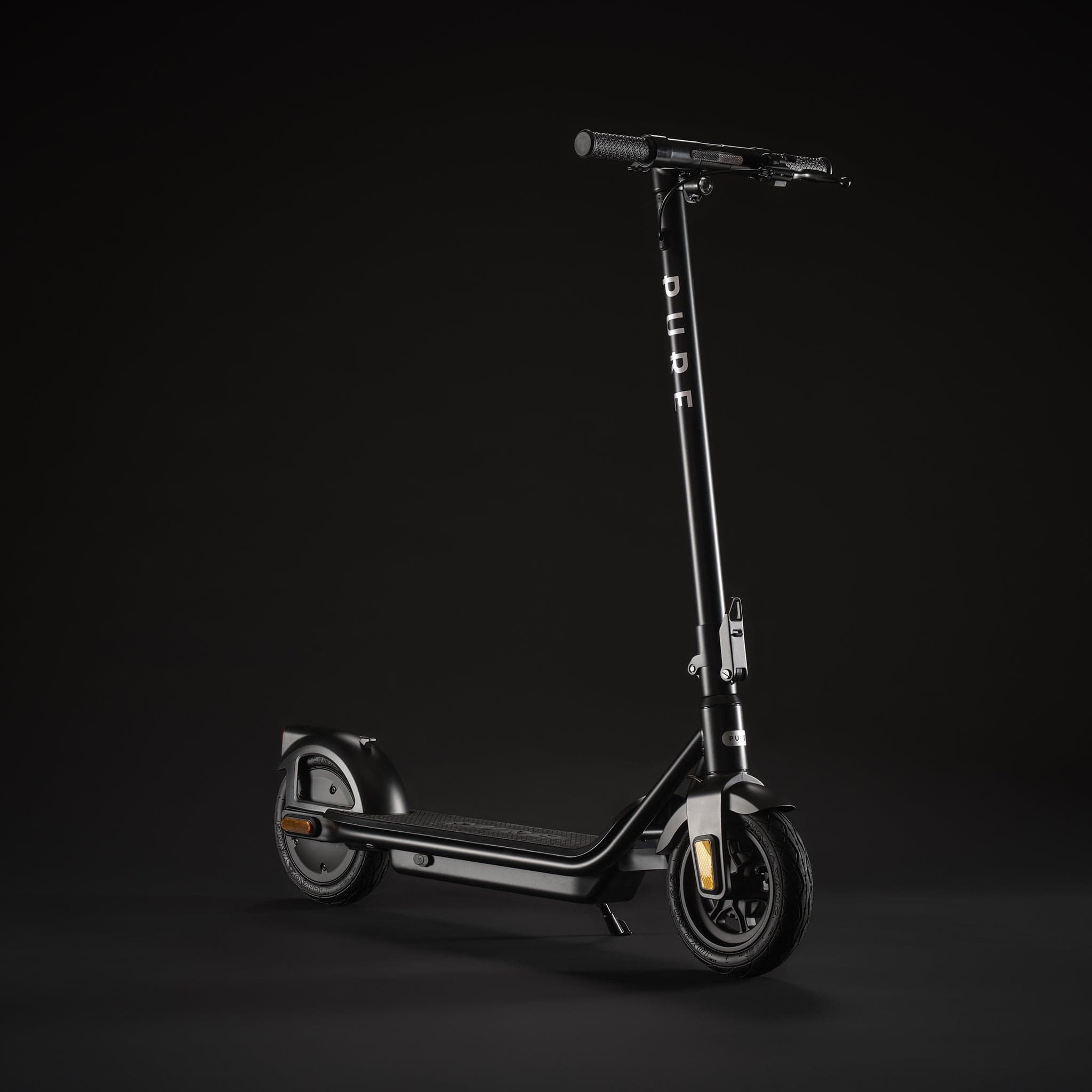 Pure Electric Scooter Black Air⁵ Pro